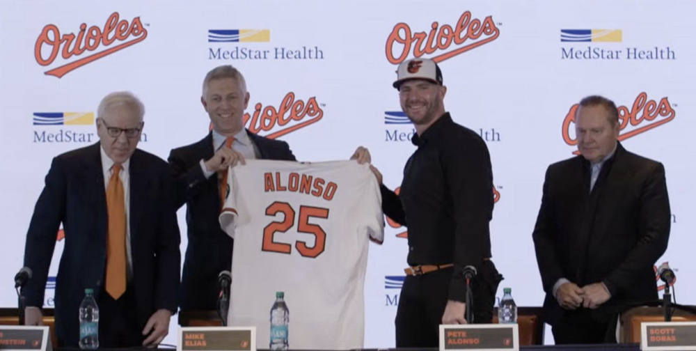 Pete Alonso looked the part and won The Warehouse press conference