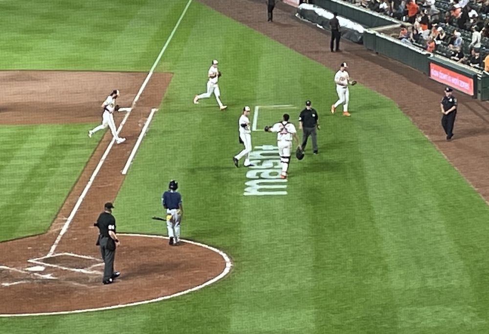Baz, Basallo lead Orioles to 6-1 win over mistake-ridden Tampa Bay