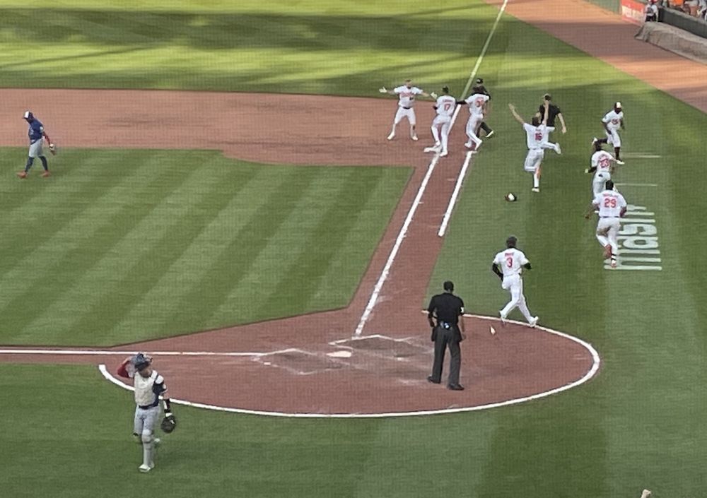 Alonso's walk-off single caps wild 6-5 comeback win for Orioles over Toronto