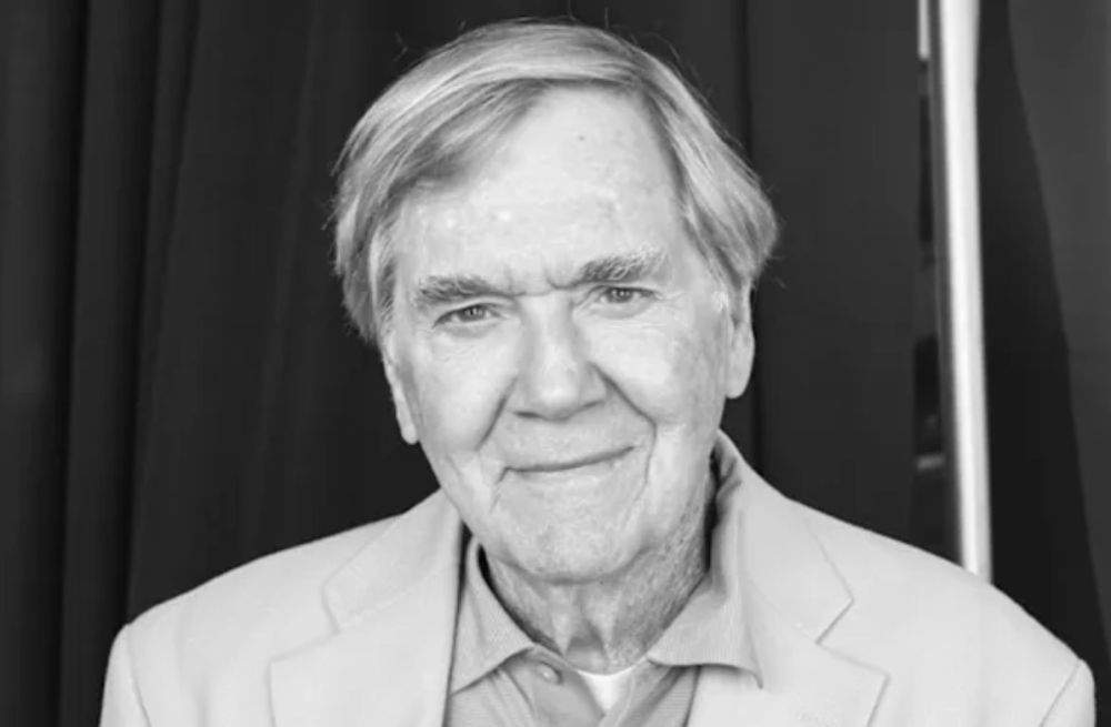 Baltimore Colts legend and Pro Football Hall of Famer Raymond Berry dies at 93